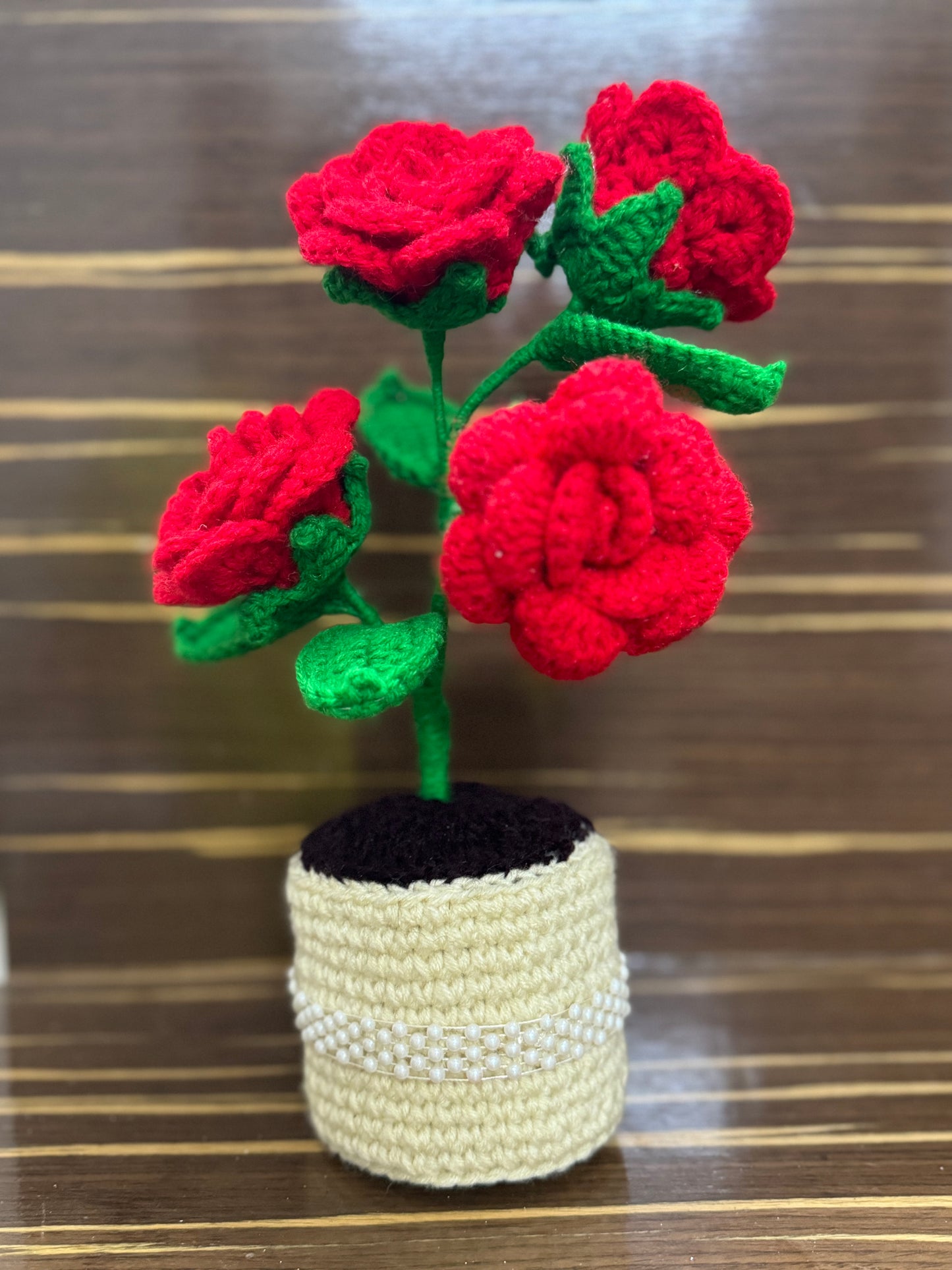 Roses pot