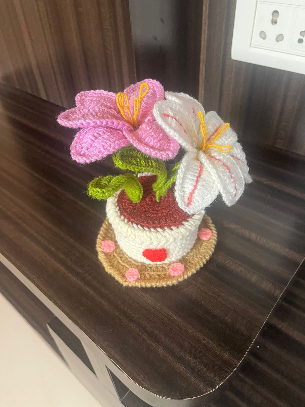 Lily pot