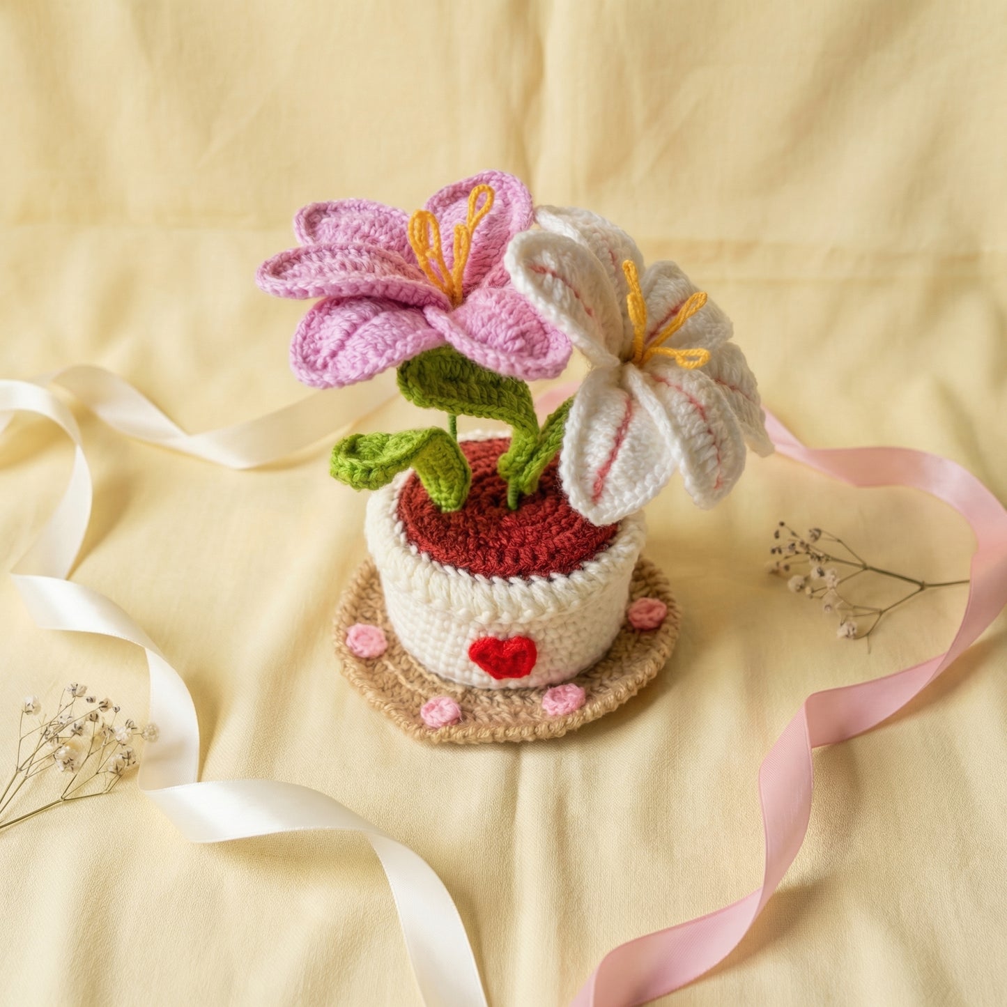 Lily pot