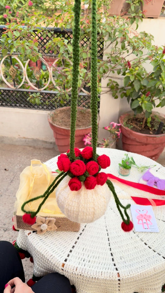 Rosette Bloom Sling Bag / Potli